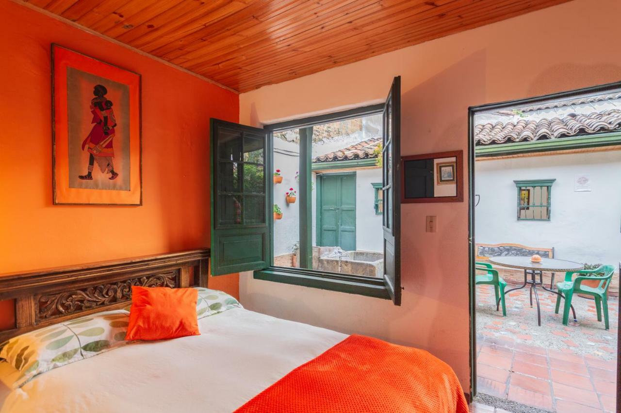 Hostal Sue Candelaria Bogota Exterior photo